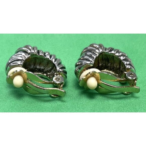 VTG 1980s Lot 3 Goldtone Silvertone 3/4" Huggie Hoop Clip-On EARRINGS EUC - Picture 3 of 7